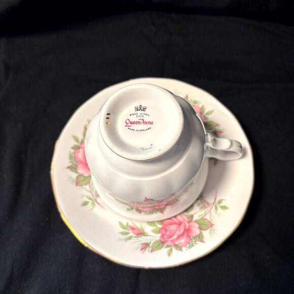 Queen Anne China Cup Saucer - Labrador People - Check It Out - Picture 3 of 5